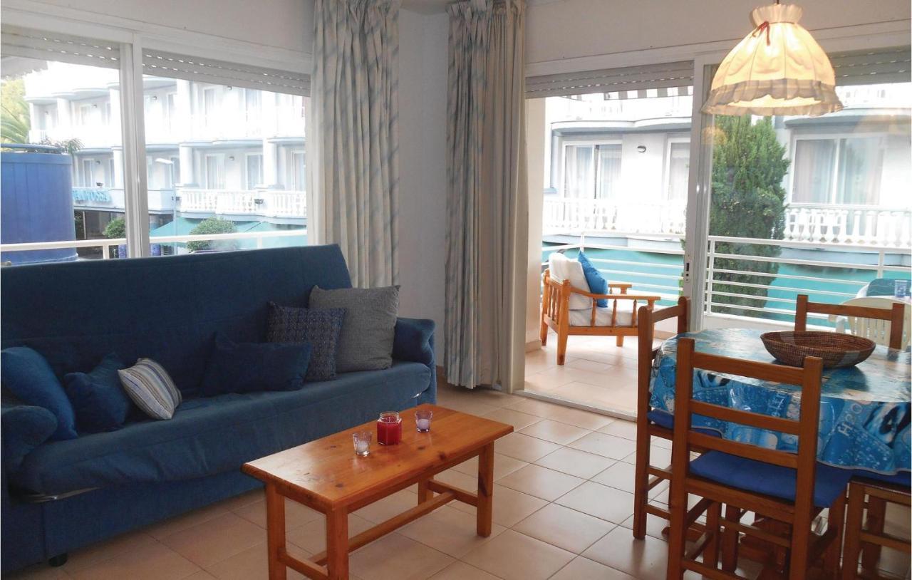 1 Bedroom Beautiful Apartment In 또사데마르 외부 사진