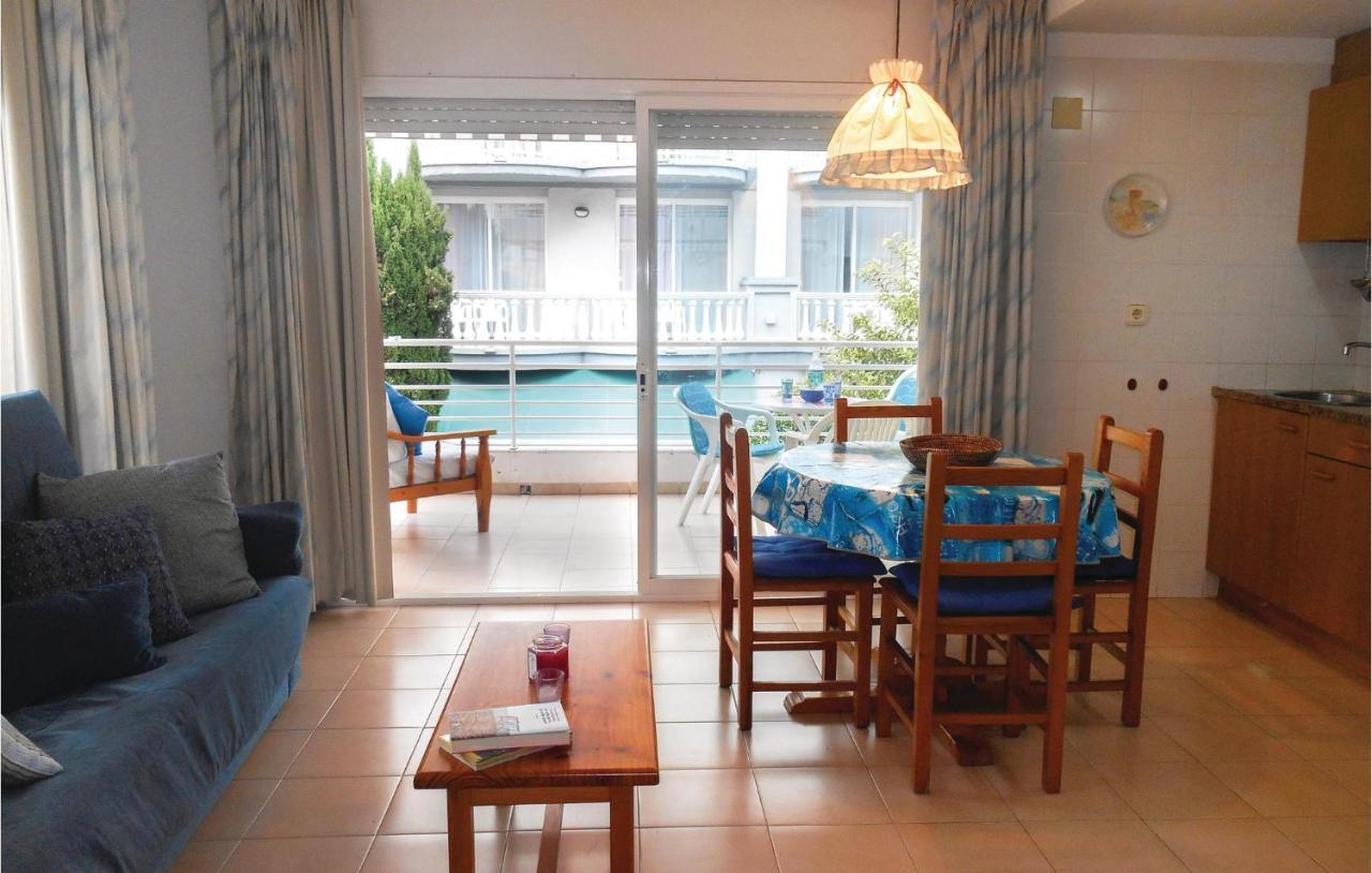 1 Bedroom Beautiful Apartment In 또사데마르 외부 사진